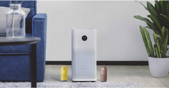 네이버 '클로바'를 샤오미 스마트홈 기기에 연동한 모습 <네이버 제공>